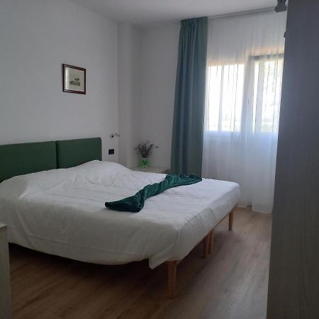 Gardafarm Agriturismo เวโรนา ภายนอก รูปภาพ
